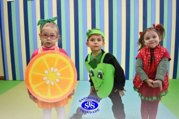 Desfile das Frutas incentiva a alimentação saudável | Inf. 3