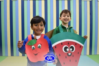 Desfile das Frutas incentiva a alimentação saudável | Inf. 3