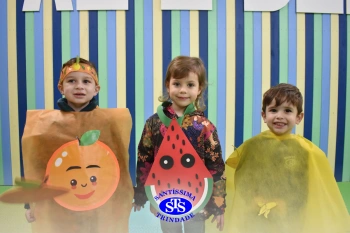 Desfile das Frutas incentiva a alimentação saudável | Inf. 3
