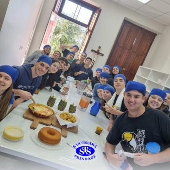 Alunos criam pratos a partir do reaproveitamento de alimentos | 3ª série E.M.