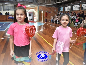 Homenagens às Mães do 1º e 2º ano