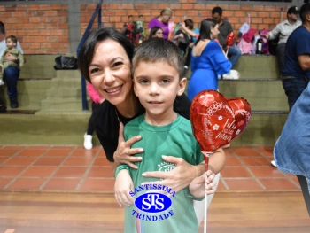 Homenagens às Mães do 1º e 2º ano