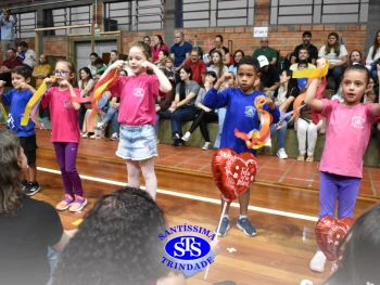 Homenagens às Mães do 1º e 2º ano