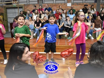 Homenagens às Mães do 1º e 2º ano