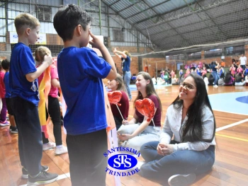 Homenagens às Mães do 1º e 2º ano