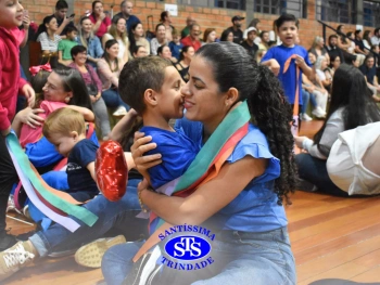 Homenagens às Mães do 1º e 2º ano