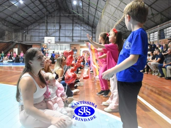 Homenagens às Mães do 1º e 2º ano