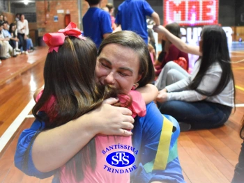 Homenagens às Mães do 1º e 2º ano