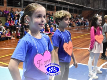 Homenagens às Mães do 1º e 2º ano