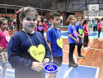 Homenagens às Mães do 1º e 2º ano