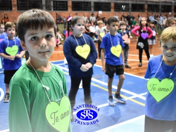 Homenagens às Mães do 1º e 2º ano