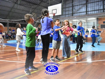 Homenagens às Mães do 1º e 2º ano