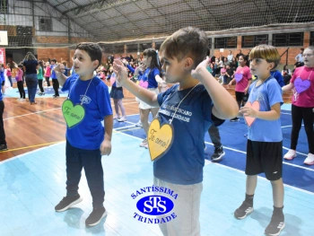 Homenagens às Mães do 1º e 2º ano