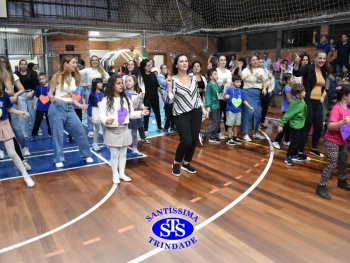 Homenagens às Mães do 1º e 2º ano