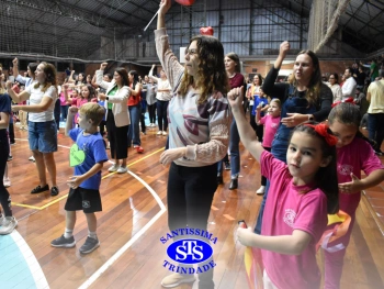 Homenagens às Mães do 1º e 2º ano