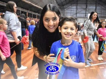 Homenagens às Mães do 1º e 2º ano