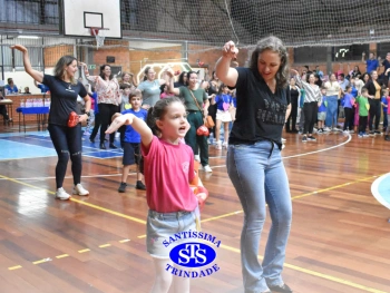 Homenagens às Mães do 1º e 2º ano