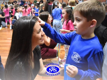 Homenagens às Mães do 1º e 2º ano