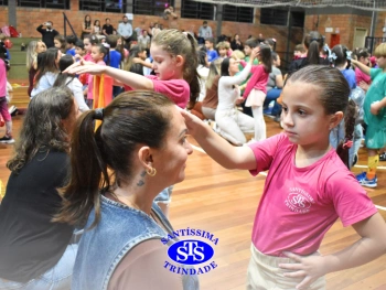 Homenagens às Mães do 1º e 2º ano
