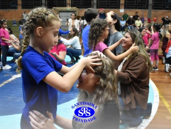 Homenagens às Mães do 1º e 2º ano
