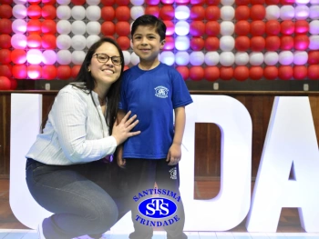 Homenagens às Mães do 1º e 2º ano