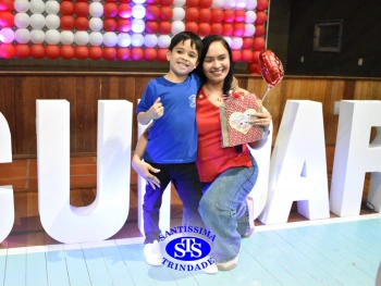 Homenagens às Mães do 1º e 2º ano