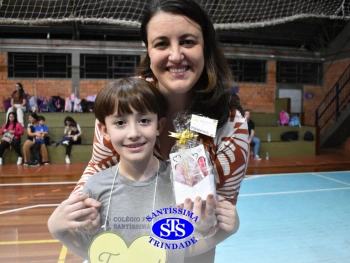 Homenagens às Mães do 1º e 2º ano