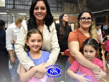 Homenagens às Mães do 1º e 2º ano