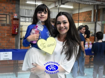 Homenagens às Mães do 1º e 2º ano
