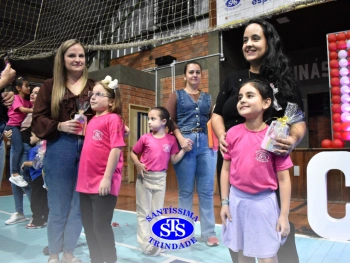 Homenagens às Mães do 1º e 2º ano