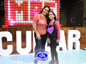 Homenagens às Mães do 1º e 2º ano