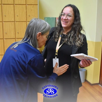 Um carinho para as mães que fazem a educação franciscana acontecer