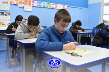 Estudantes realizam prova da OBMEP