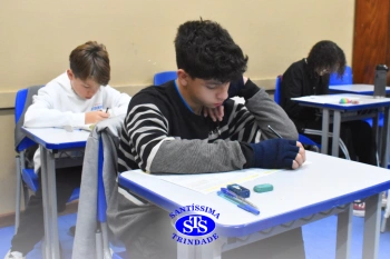 Estudantes realizam prova da OBMEP