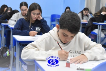 Estudantes realizam prova da OBMEP