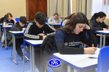 Estudantes realizam prova da OBMEP