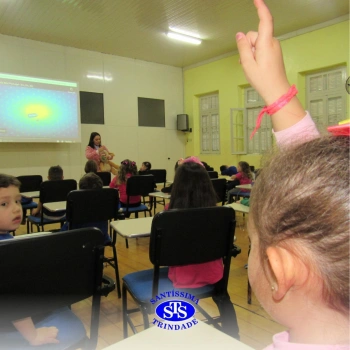 Infantil 4 estuda hábitos saudáveis de higiene bucal
