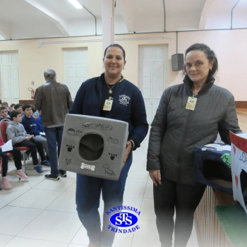 Alunos participam do projeto Autor Presente com o escritor Fernando Carraro 