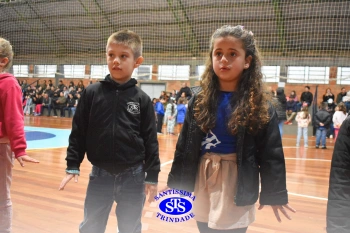 Homenagem aos pais dos alunos do Infantil 5 e 1º ano 