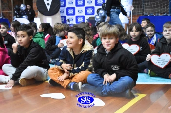 Homenagem aos pais dos alunos do Infantil 5 e 1º ano 