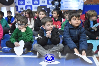 Homenagem aos pais dos alunos do Infantil 5 e 1º ano 