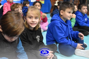 Homenagem aos pais dos alunos do Infantil 5 e 1º ano 