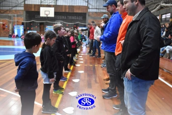 Homenagem aos pais dos alunos do Infantil 5 e 1º ano 
