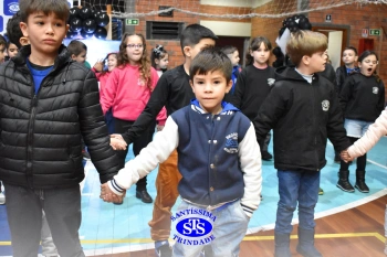 Homenagem aos pais dos alunos do Infantil 5 e 1º ano 