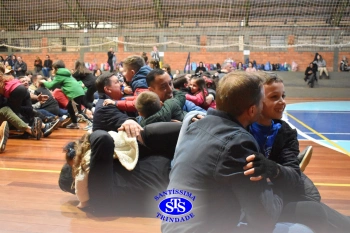 Homenagem aos pais dos alunos do Infantil 5 e 1º ano 