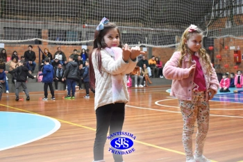 Homenagem aos pais dos alunos do Infantil 5 e 1º ano 