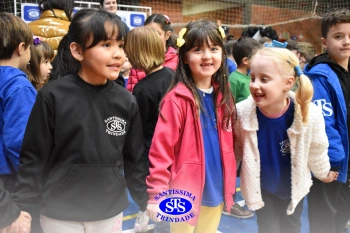 Homenagem aos pais dos alunos do Infantil 5 e 1º ano 