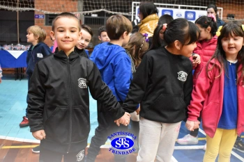 Homenagem aos pais dos alunos do Infantil 5 e 1º ano 