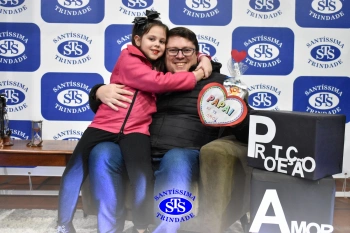 Homenagem aos pais dos alunos do Infantil 5 e 1º ano 