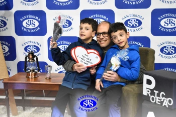 Homenagem aos pais dos alunos do Infantil 5 e 1º ano 